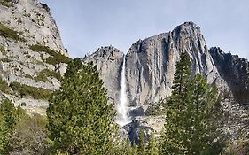 Yosemite National Park Lodge